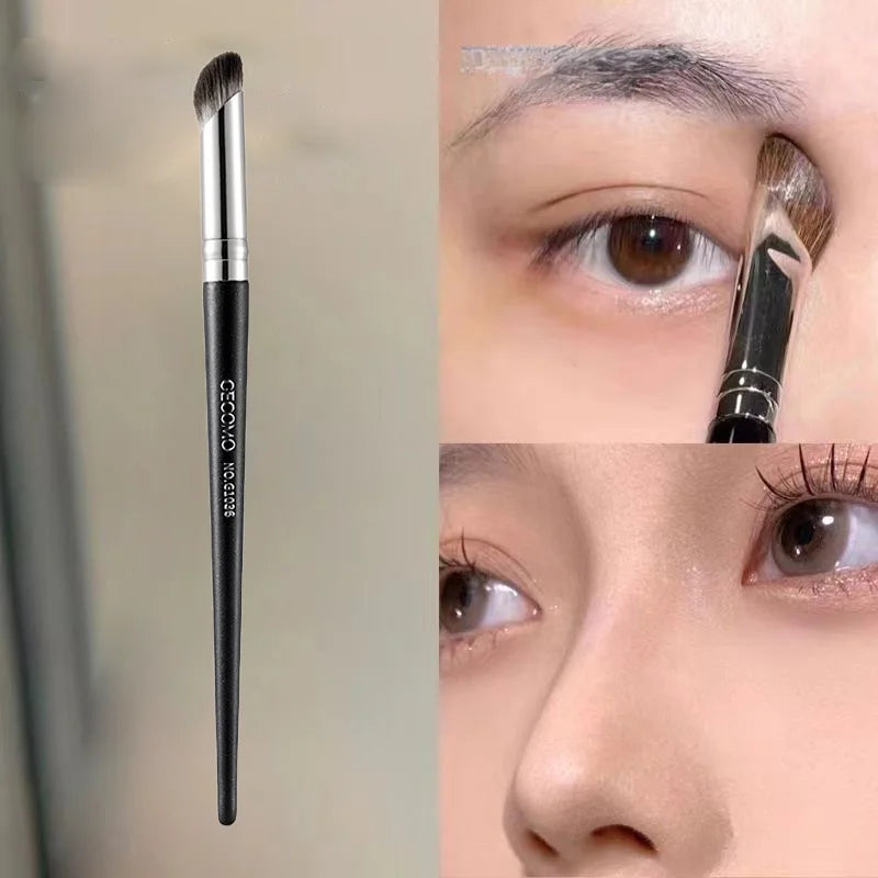 1pc Precision Concealer Brush – Soft & Fluffy