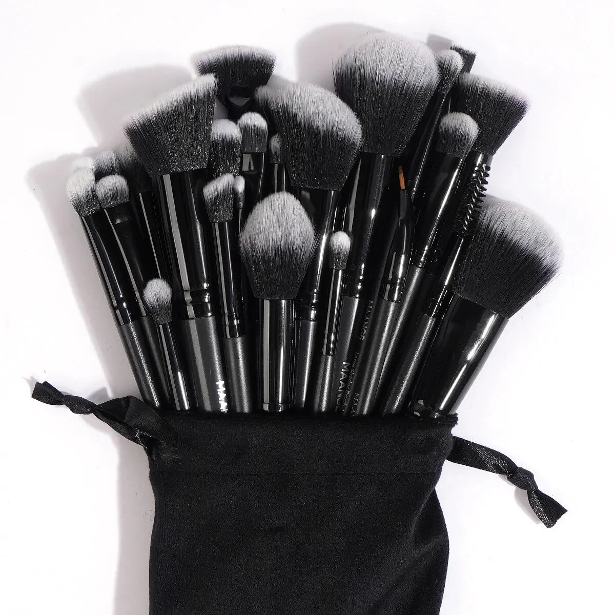 MAANGE 30pcs Professional Makeup Brush Set with Bag