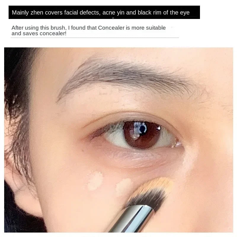1pc Precision Concealer Brush – Soft & Fluffy