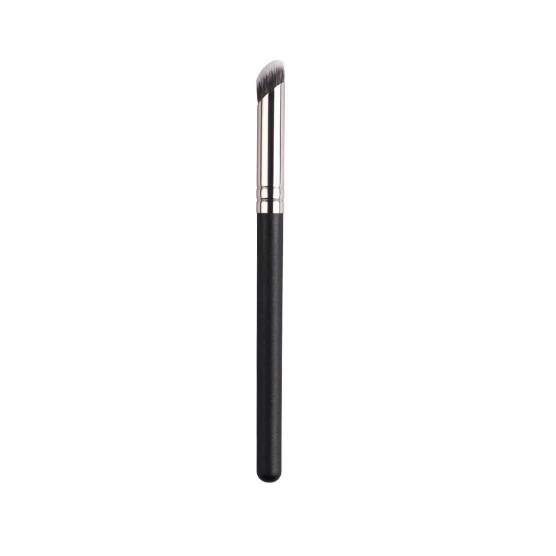 1pc Precision Concealer Brush – Soft & Fluffy