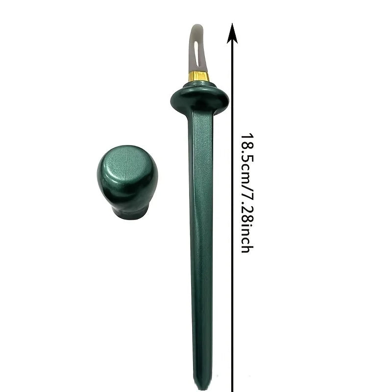 Silicone Eyeliner Brush – Waterproof & Non-Smudge Tool